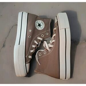 Woman's Shoes Converse Chuck Taylor All Star High Top Platform Sneaker - Size: 9